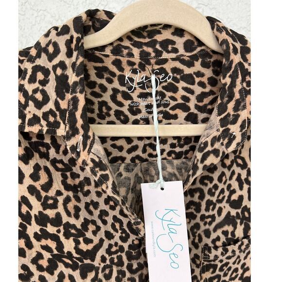 NWT Anthropology by Kyla Seo Women's Kapri Shirt Size Small Wild Cheetah - Picture 4 of 13